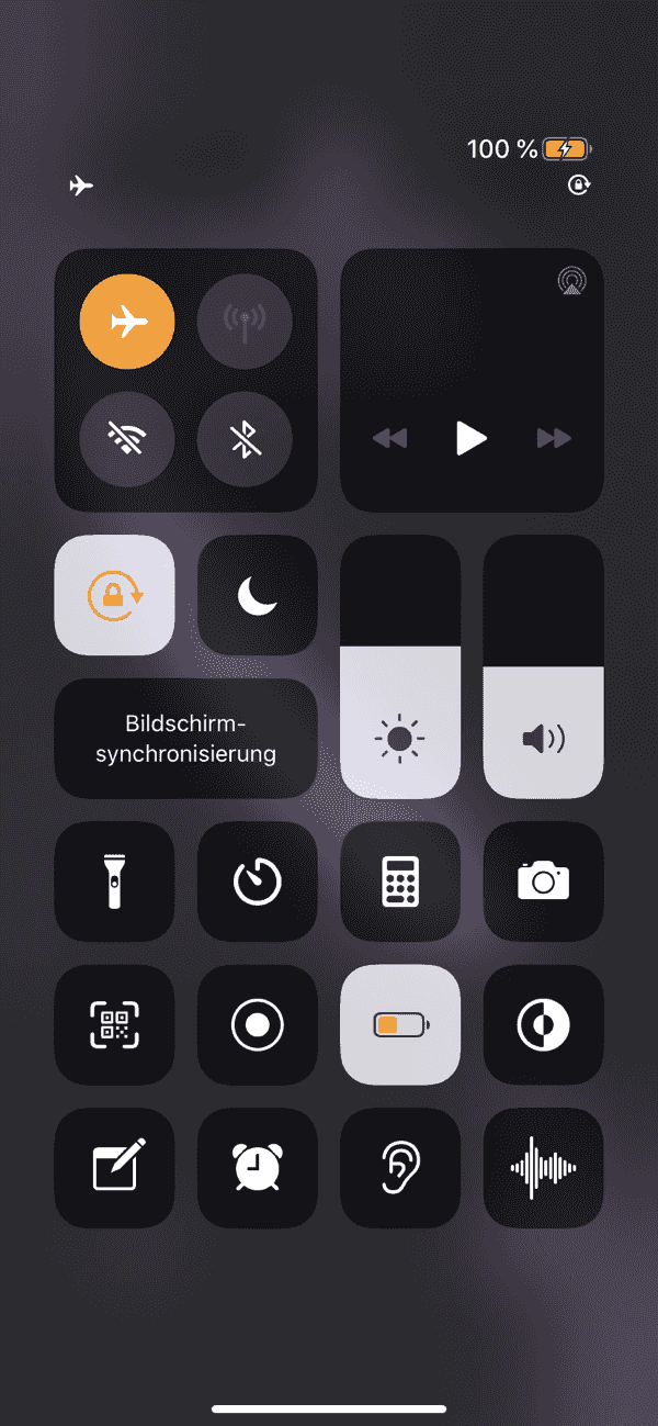 iPhone Flugmodus und Stromsparmodus aktivieren