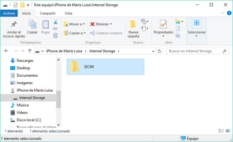 pasar fotos de iPhone a PC con Explorador de archivos